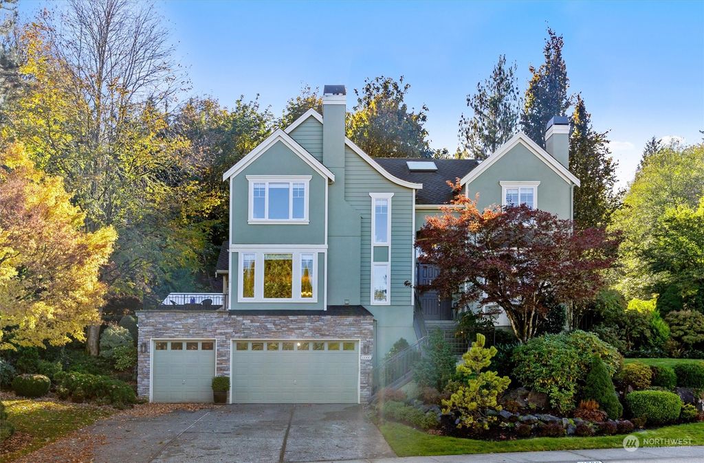 Photo of 11000 172nd Place NE, Redmond, WA 98052 (MLS # 2175174)
