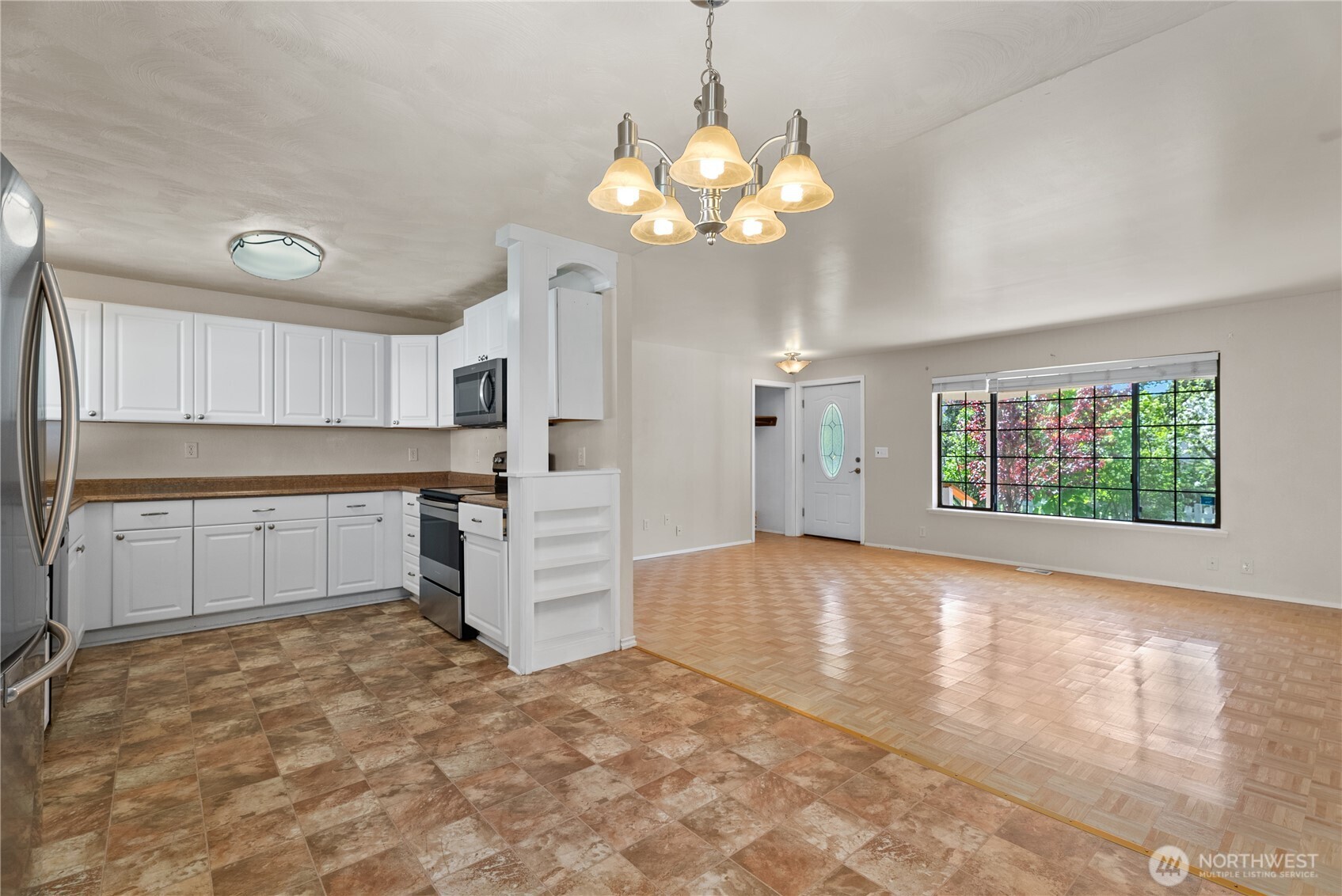 4051 S 38th Street