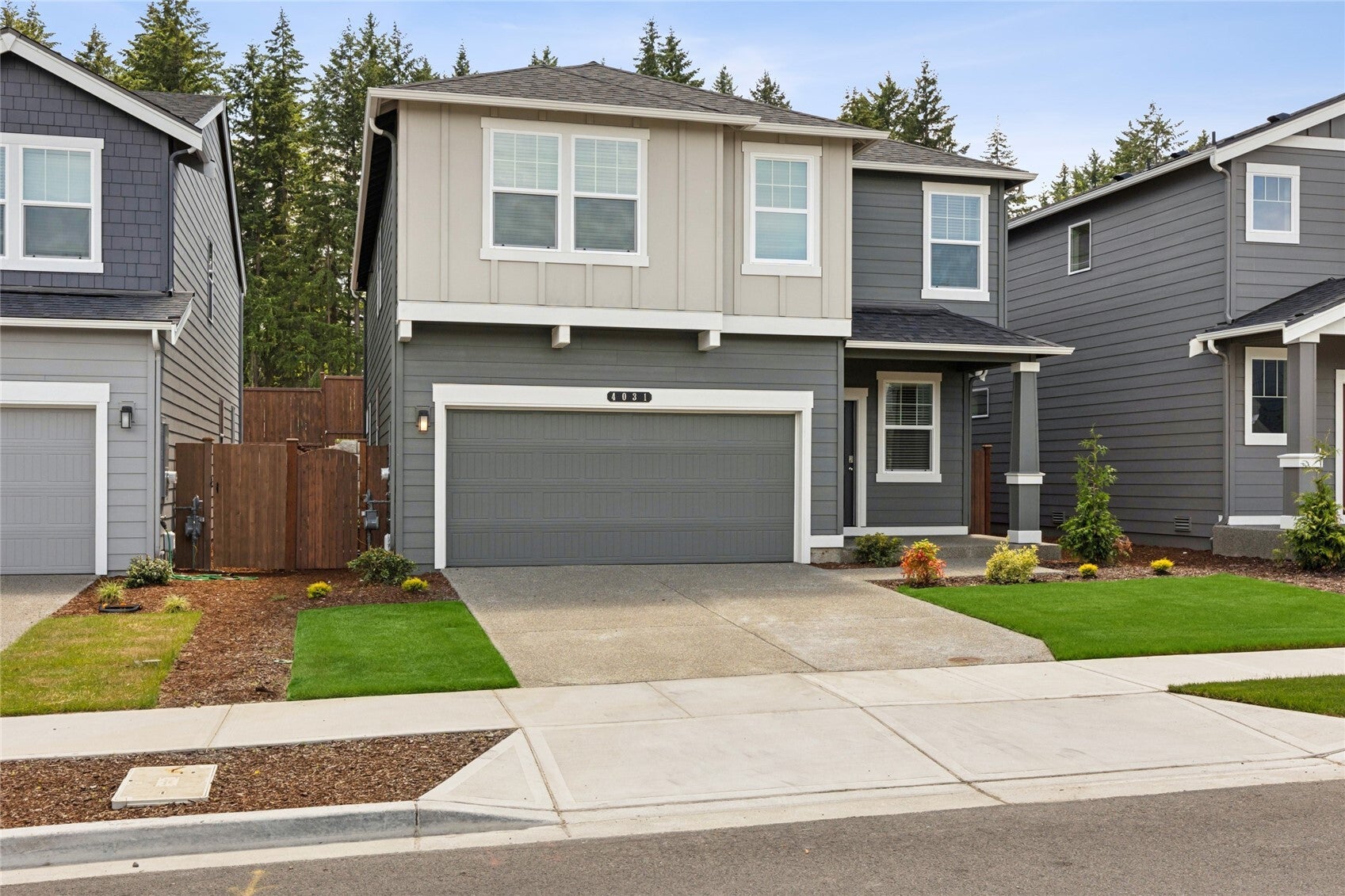4011 Hyde Loop NE 120