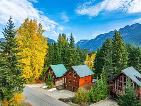 Photo of 260 Rampart Drive, Snoqualmie Pass, WA 98068 (MLS # 2599374)