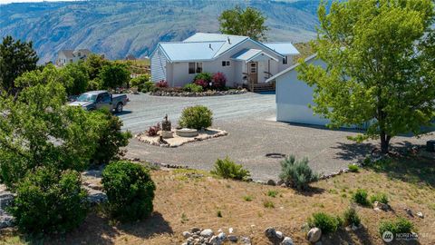Photo of 24 Cielo Circle Cir, Brewster, WA 98812 (MLS # 2520195)