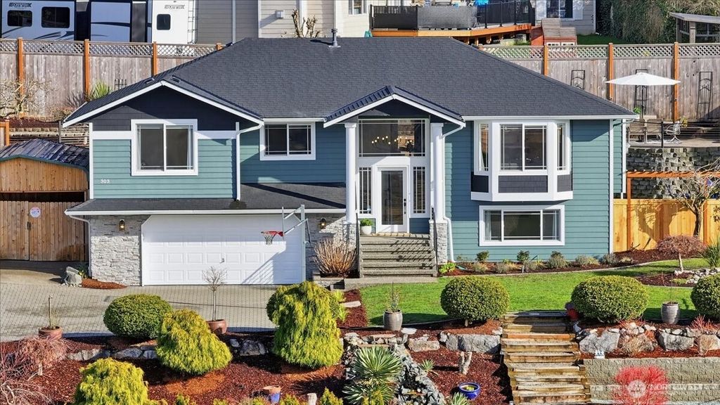 Photo of 303 Vernon Road, Lake Stevens, WA 98258 (MLS # 2479700)