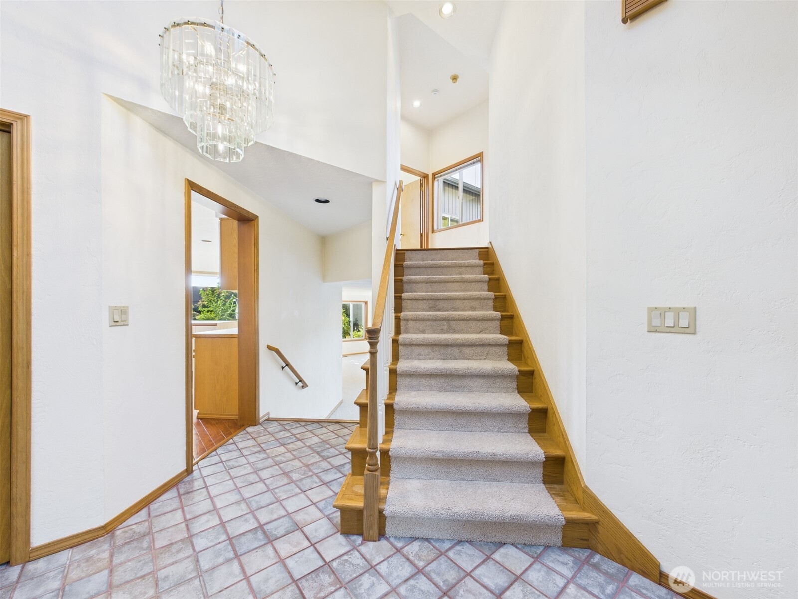 802 Silo Court SE