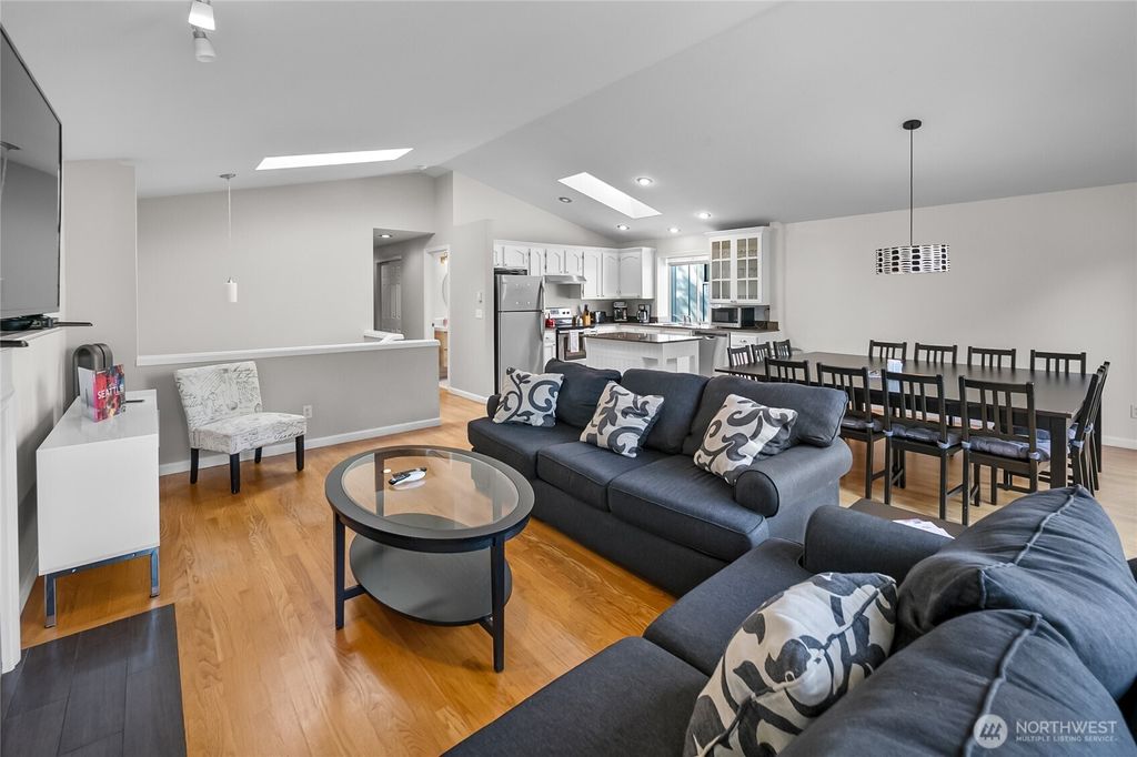 Photo of 1612 26th Avenue, Seattle, WA 98122 (MLS # 2361602)