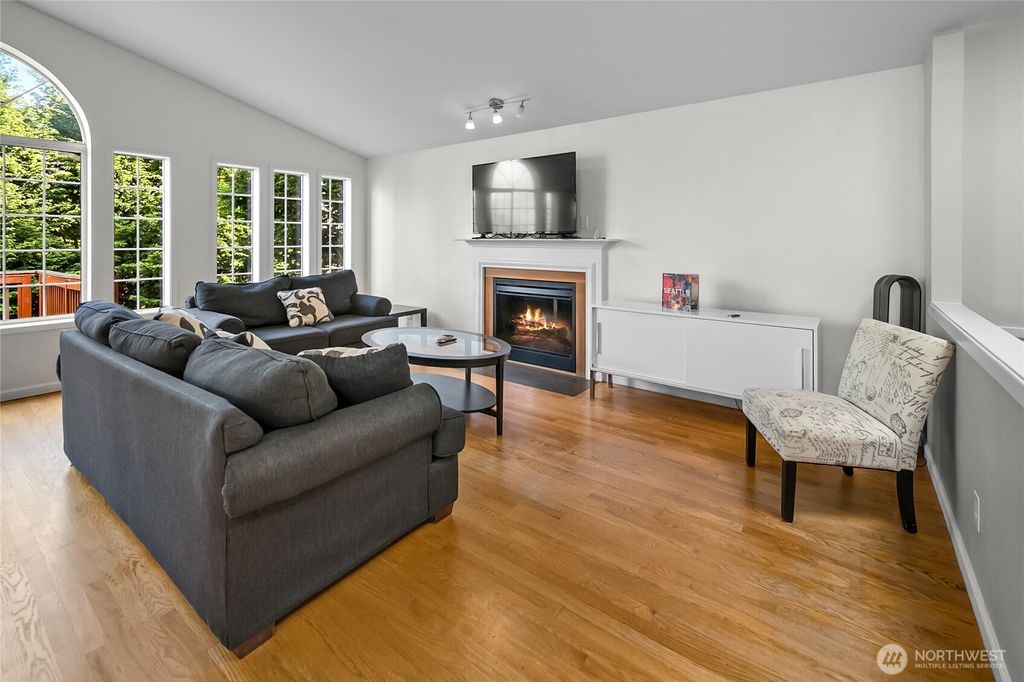 Photo of 1612 26th Avenue, Seattle, WA 98122 (MLS # 2361602)