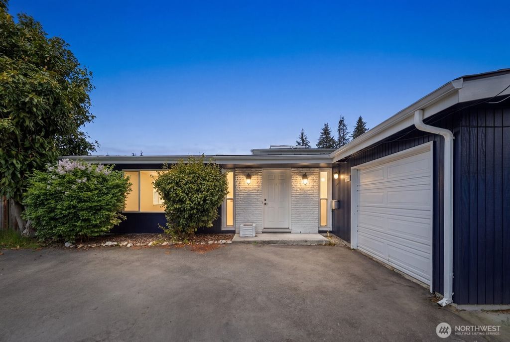 Photo of 101 161st Street SE, Bothell, WA 98012 (MLS # 2512886)