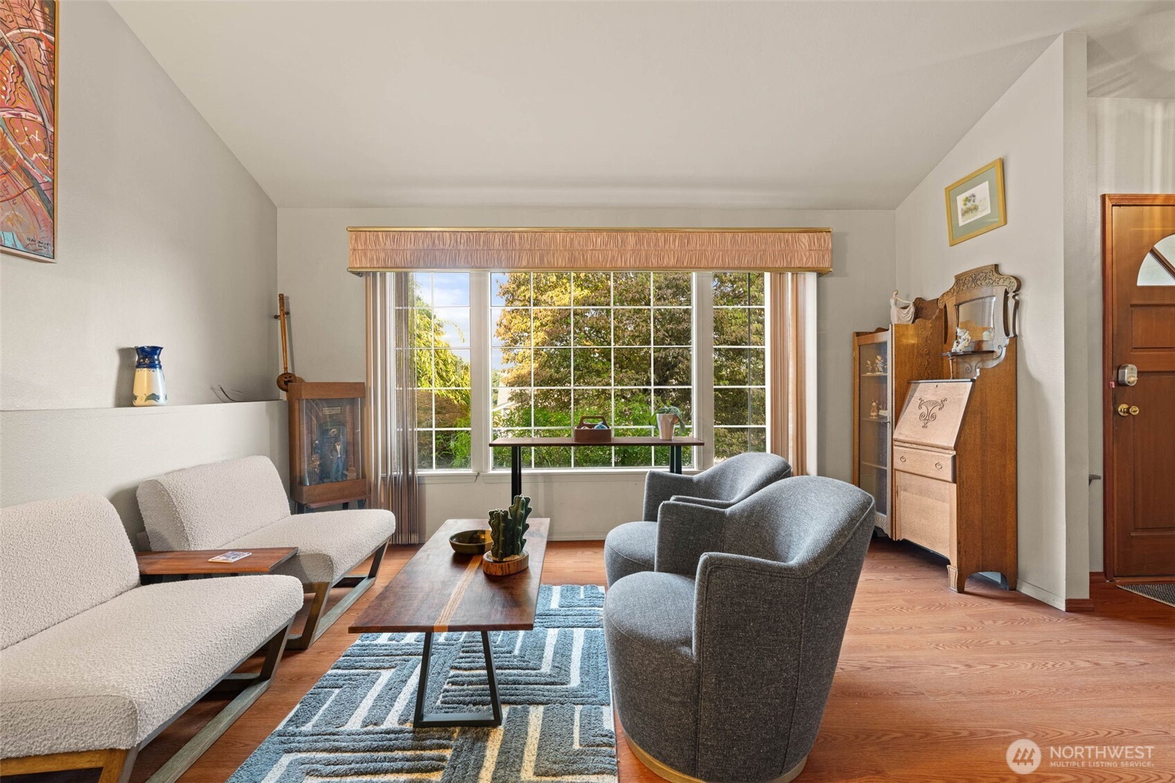 3414 Nassau Avenue NE