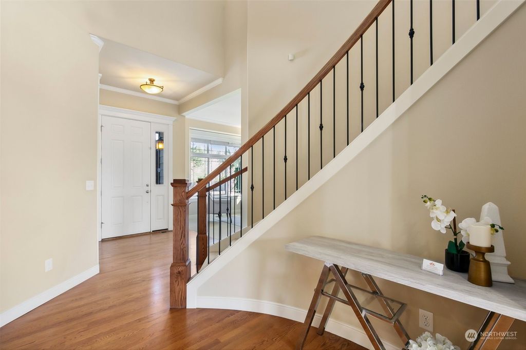Photo of 20875 SE 18th Place, Sammamish, WA 98075 (MLS # 2208330)
