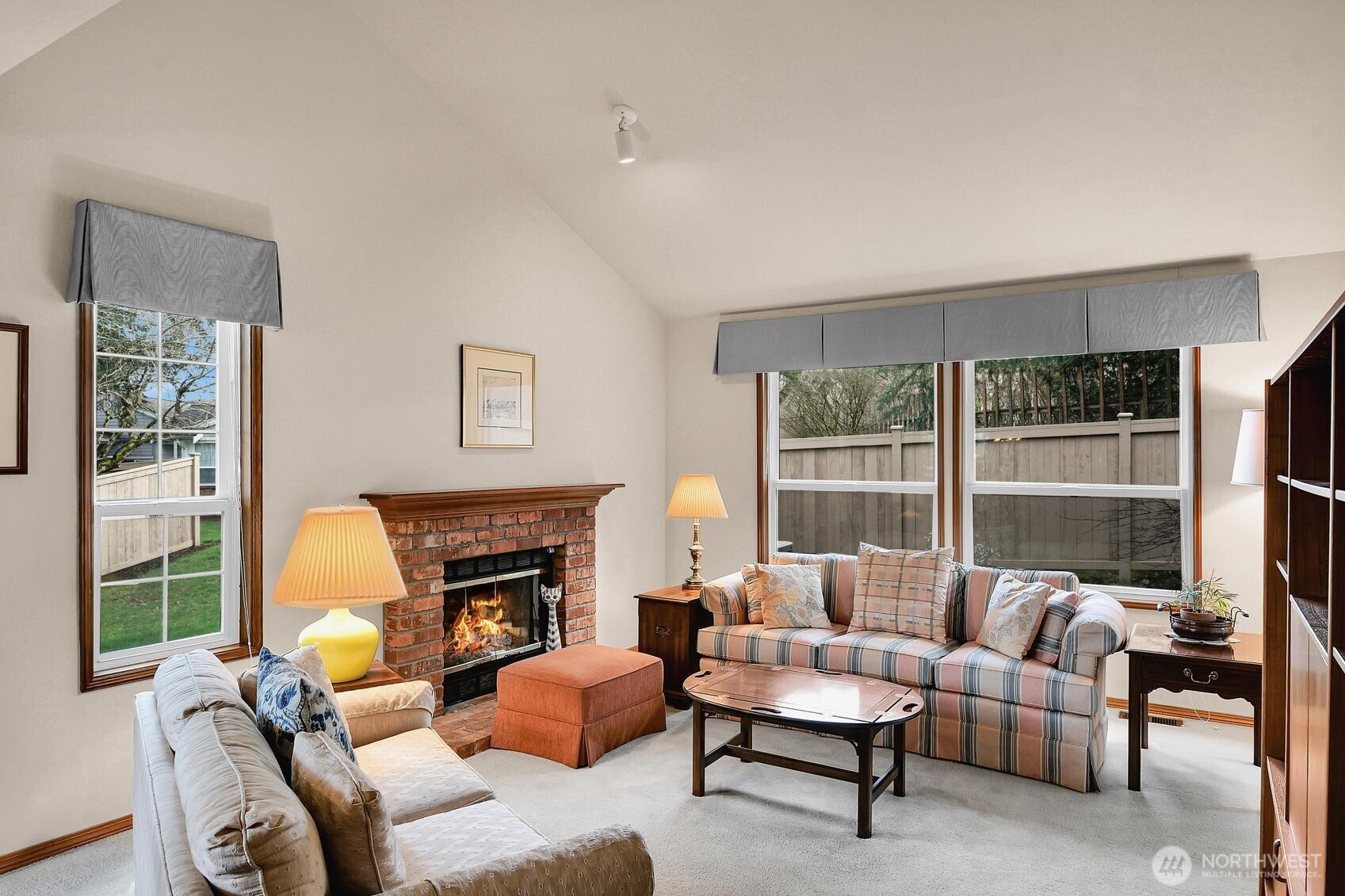 Bellevue, Washington, 98007, United States, 3 Bedrooms Bedrooms, ,3 BathroomsBathrooms,Residential,Active,2037094