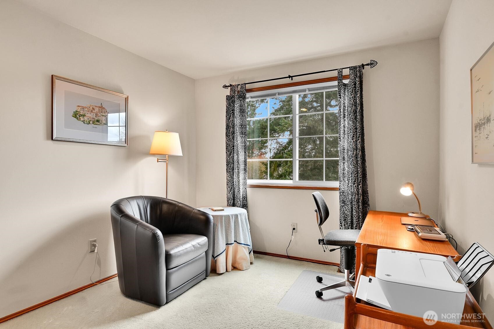 Bellevue, Washington, 98007, United States, 3 Bedrooms Bedrooms, ,3 BathroomsBathrooms,Residential,Active,2037094