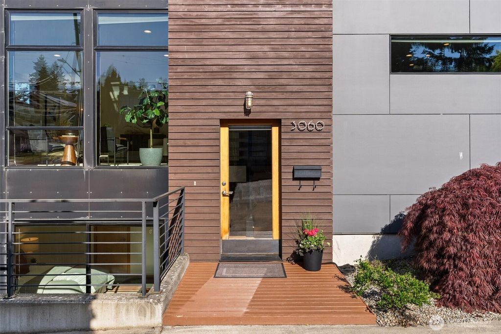 Photo of 3060 24th Avenue W, Seattle, WA 98199 (MLS # 2370970)