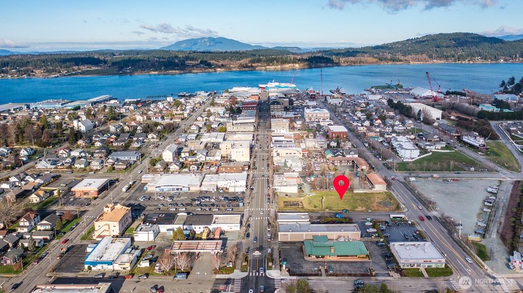 Photo of 911 Commercial Avenue, Anacortes, WA 98221 (MLS # 2469680)