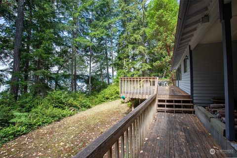 A home in Seabeck