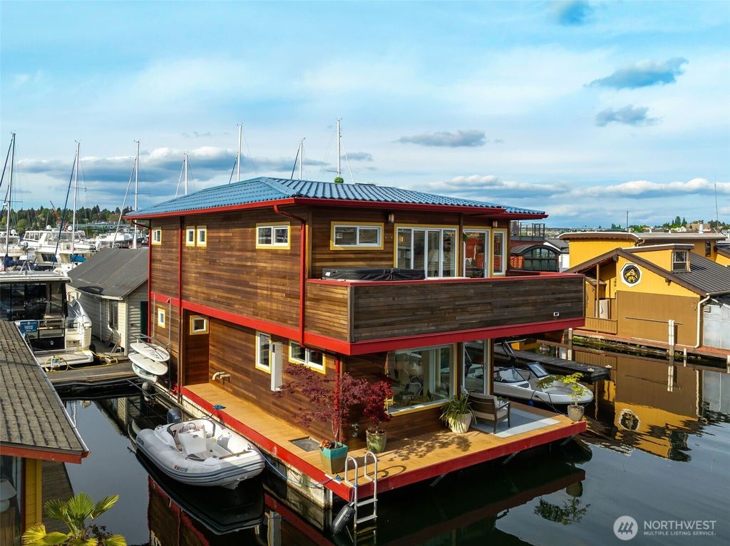 Photo of 2466 Westlake Avenue N #11, Seattle, WA 98109 (MLS # 2520635)