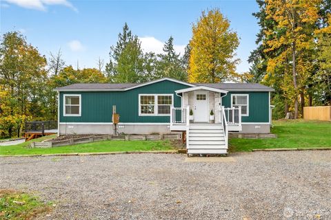 Photo of 6583 Goodwin Road, Everson, WA 98247 (MLS # 2449714) Photo of 6583 Goodwin Road, Everson, WA 98247 (MLS # 2449714)