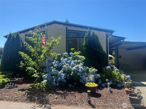 822 82nd Street E Tacoma WA 98404