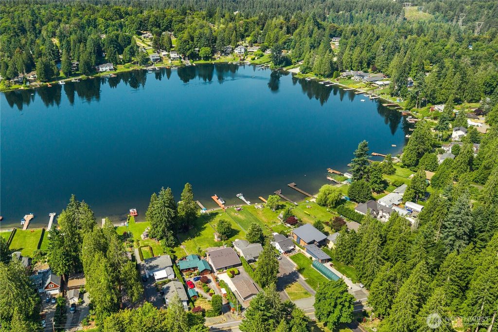 Photo of 31015 E Lake Morton Drive SE, Kent, WA 98042 (MLS # 2398416)
