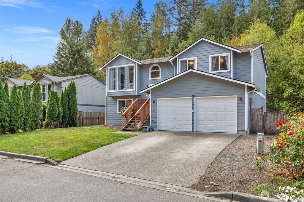 Photo of 1806 131st Drive NE, Lake Stevens, WA 98258 (MLS # 2518055)