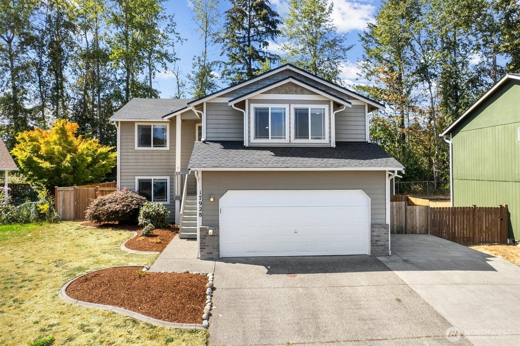Photo of 17928 66th Avenue Ct E, Puyallup, WA 98375 (MLS # 2579801)