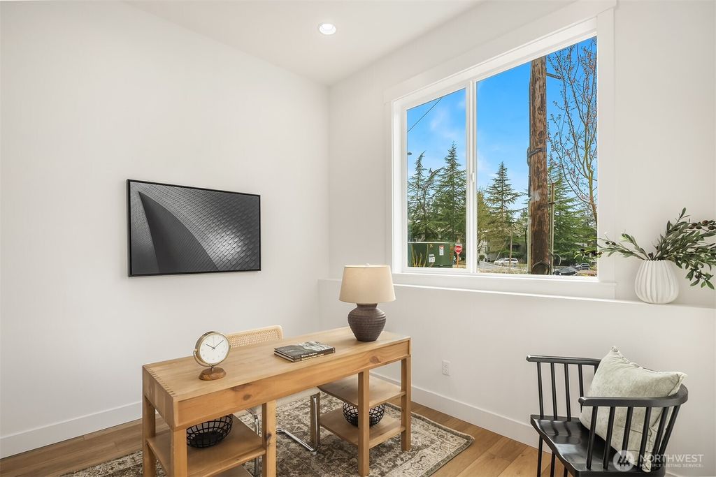 Photo of 404 Edmonds Ave NE, Renton, WA 98056 (MLS # 2498265)