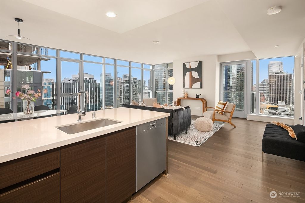 Photo of 588 Bell Street #3303S, Seattle, WA 98121 (MLS # 2320458)