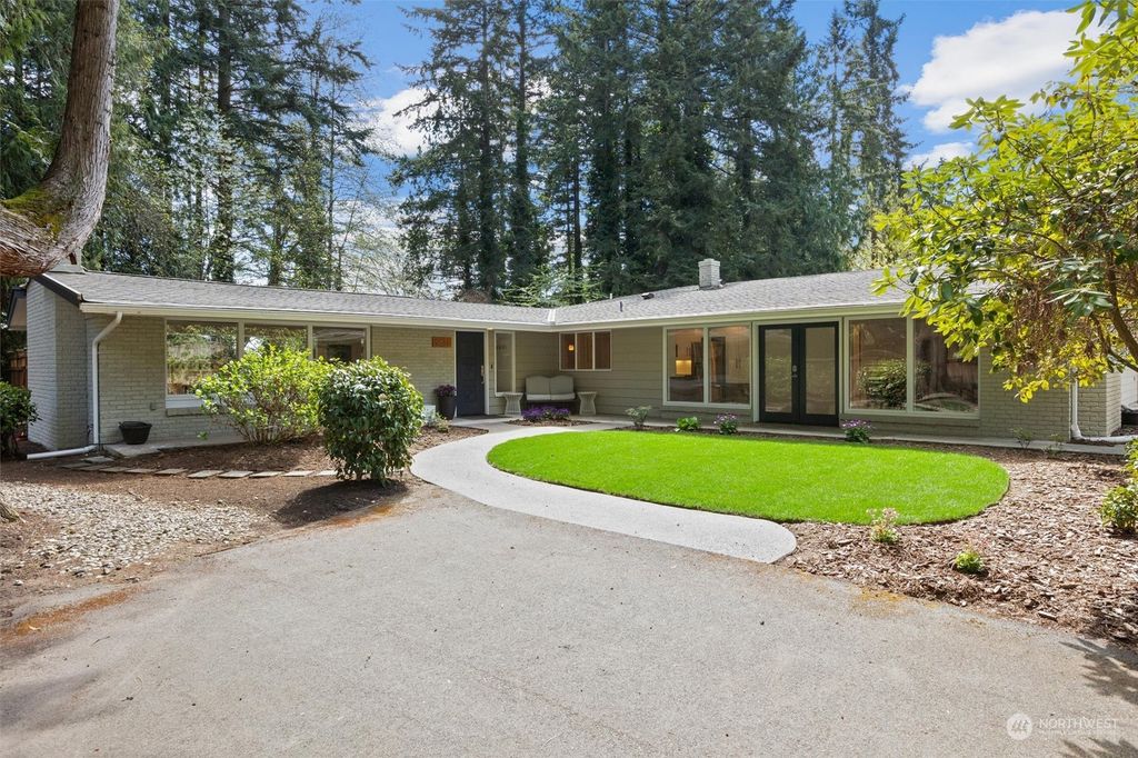 Photo of 9631 NE 198th Street, Bothell, WA 98011 (MLS # 2224055)