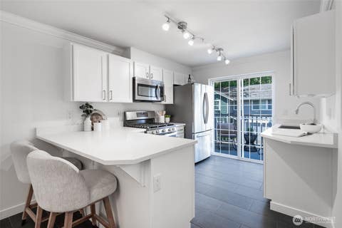 Photo of 14534 12th Avenue NE, Shoreline, WA 98155 (MLS # 2558945)