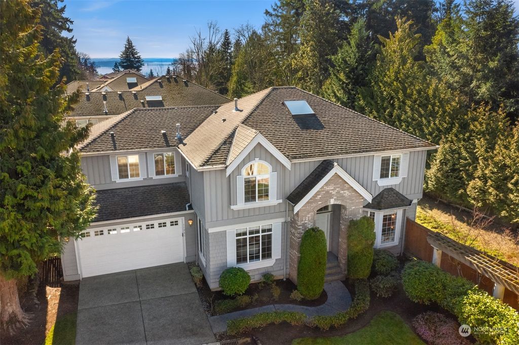 Photo of 11941 82nd Place NE, Kirkland, WA 98034 (MLS # 2202776)