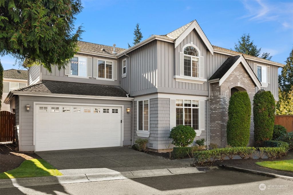 Photo of 11941 82nd Place NE, Kirkland, WA 98034 (MLS # 2202776)
