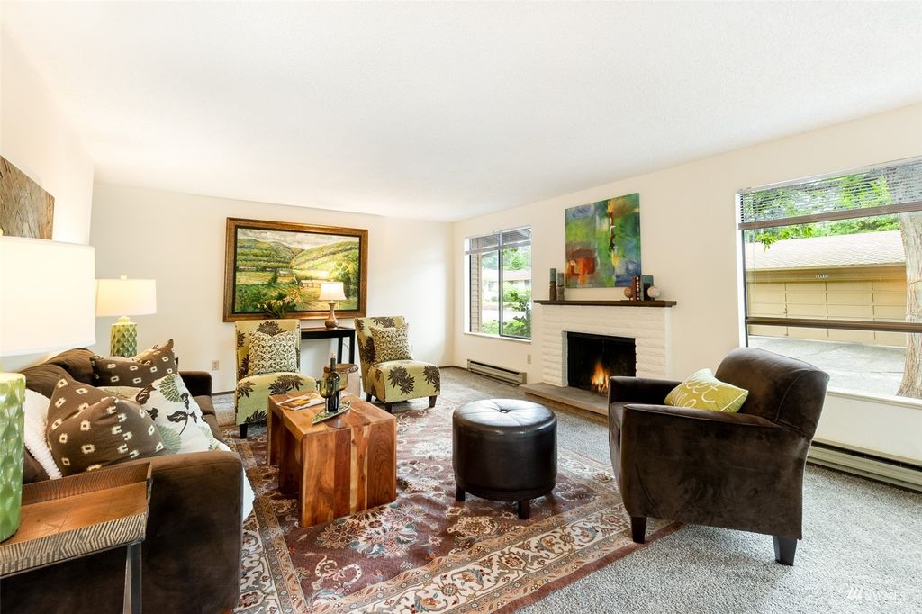 Photo of 24937 11th Avenue S, Des Moines, WA 98198 (MLS # 1978448)