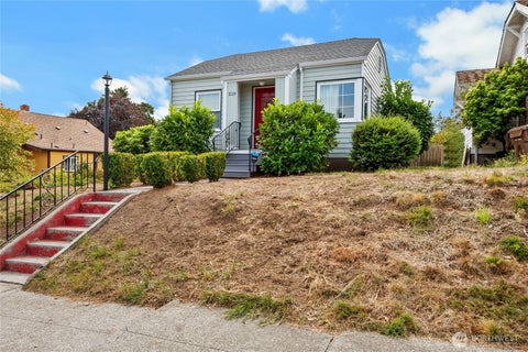 Photo of 510 S 58th Street, Tacoma, WA 98408 (MLS # 2580809)