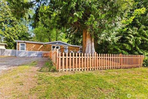 Photo of 3624 Galiano Dr Dr, Ferndale, WA 98248 (MLS # 2513874)