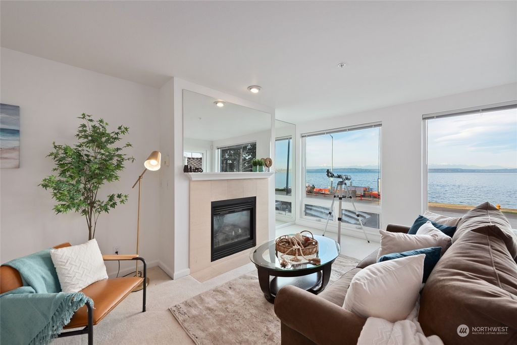 Photo of 1402 Alki Avenue SW #202, Seattle, WA 98116 (MLS # 2033242)