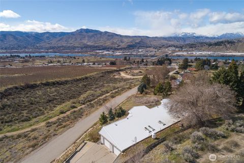Photo of 71 Blue Grade Road, East Wenatchee, WA 98802 (MLS # 2488365)