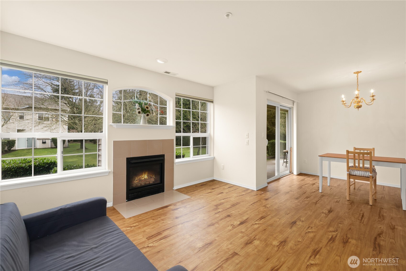 2051 S 368th Place 808