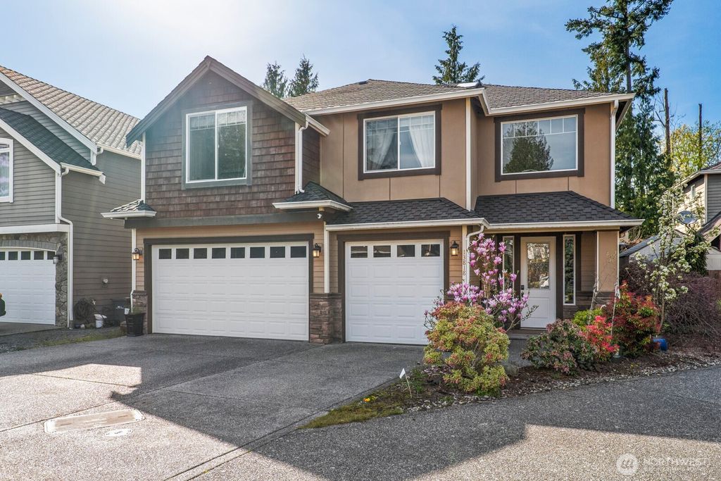 Photo of 13818 41st Avenue W, Lynnwood, WA 98087 (MLS # 2361819)