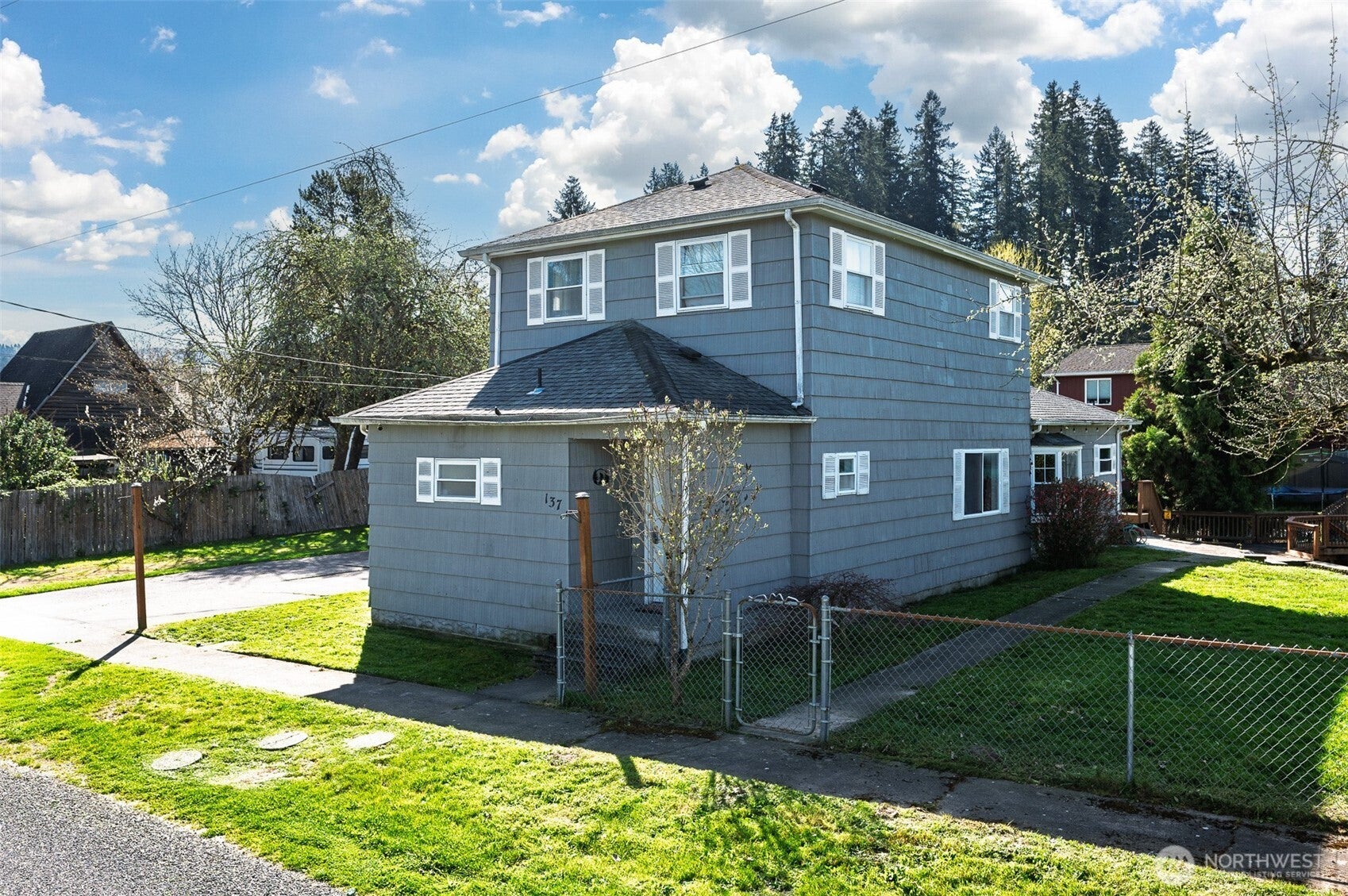 137 Aden Street SW