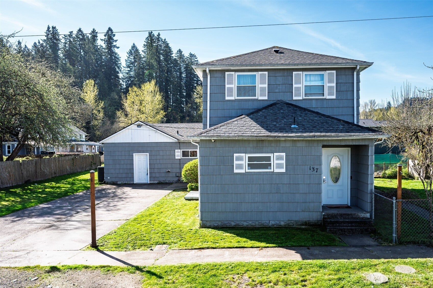 137 Aden Street SW