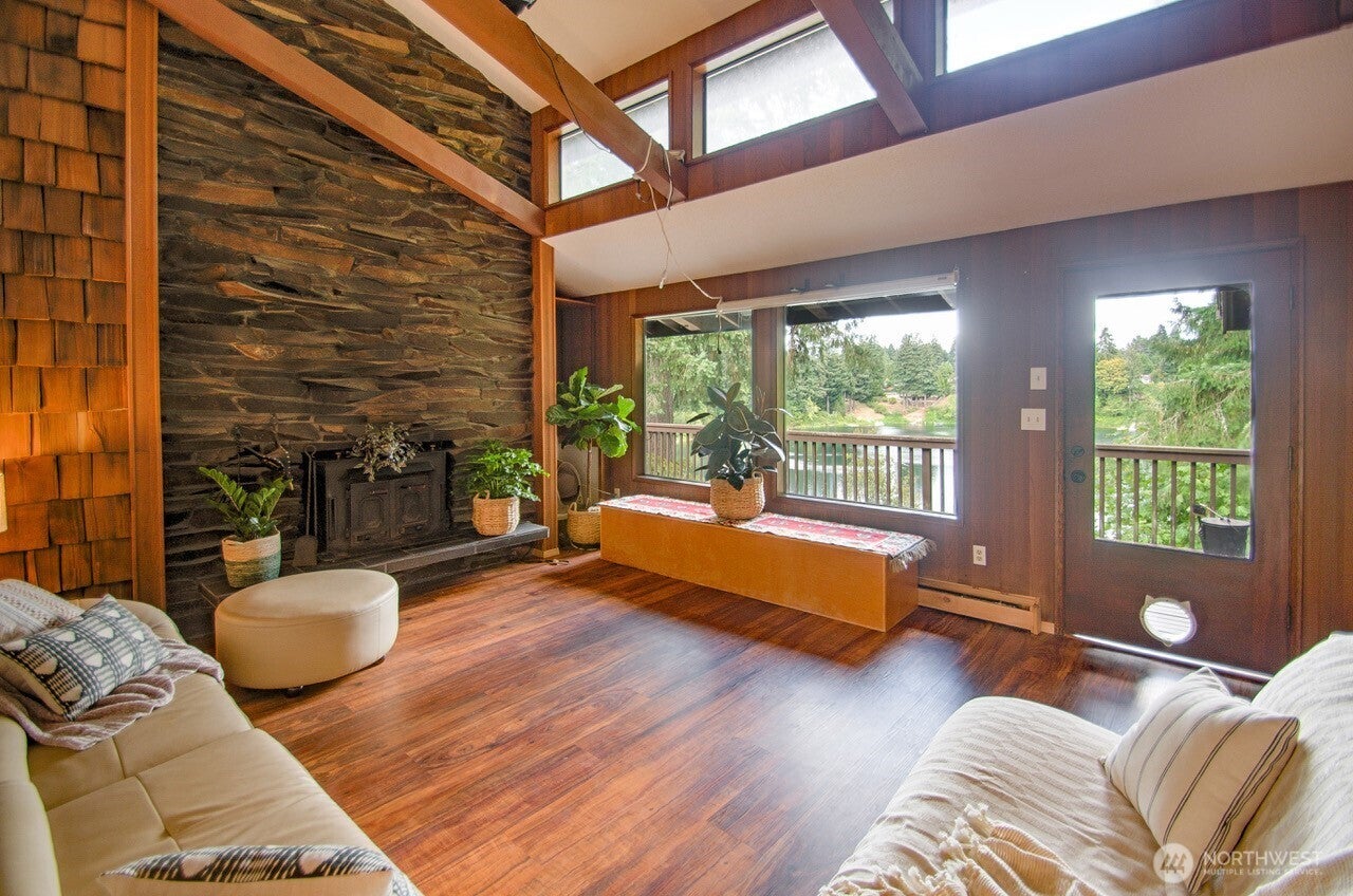 5016 Brassfield Road SE