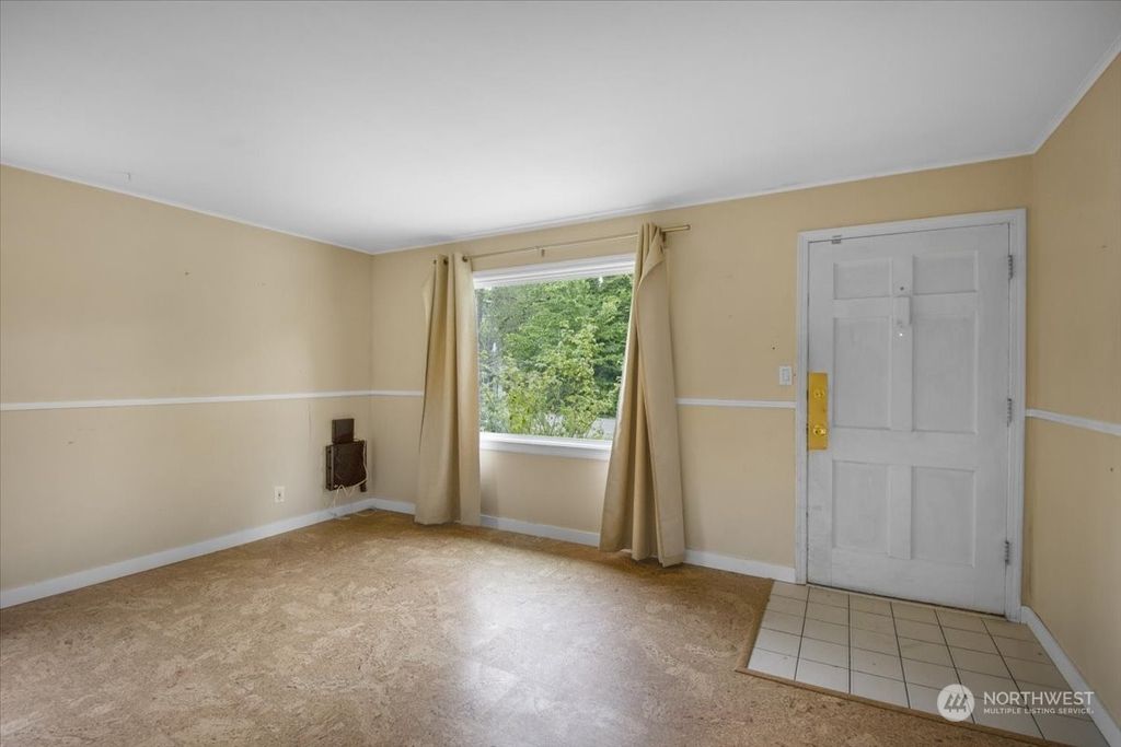 Photo of 14501 40th Avenue W, Lynnwood, WA 98087 (MLS # 2248222)