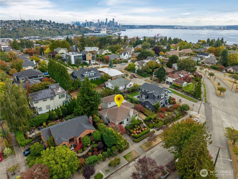 1908 29th Avenue W
