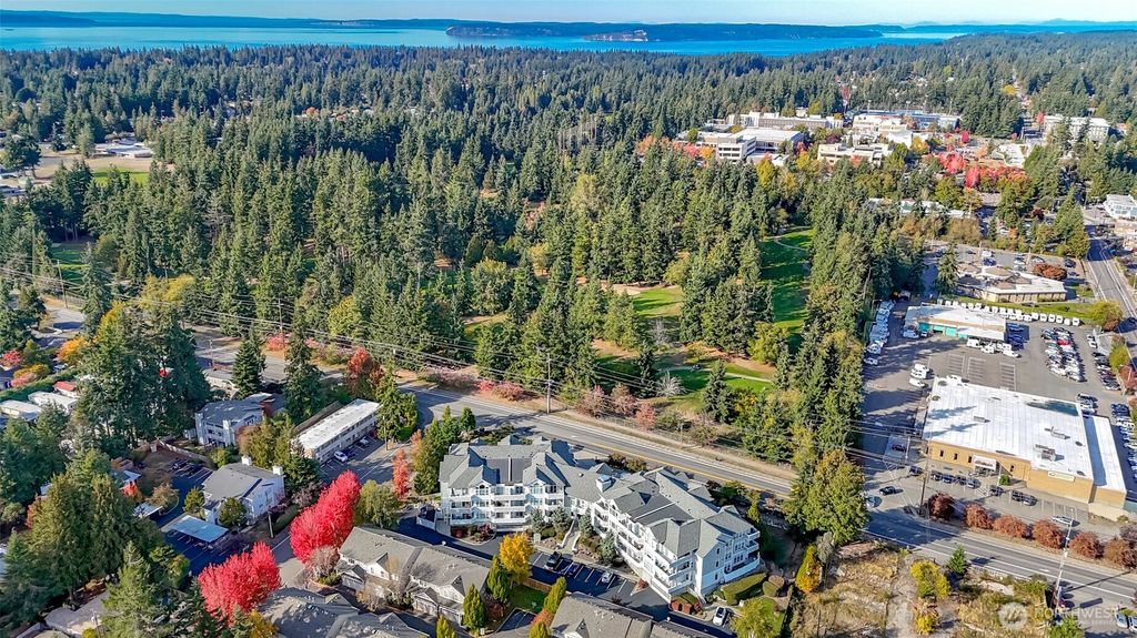 Photo of 6918 208th Street SW #208, Lynnwood, WA 98036 (MLS # 2445976)