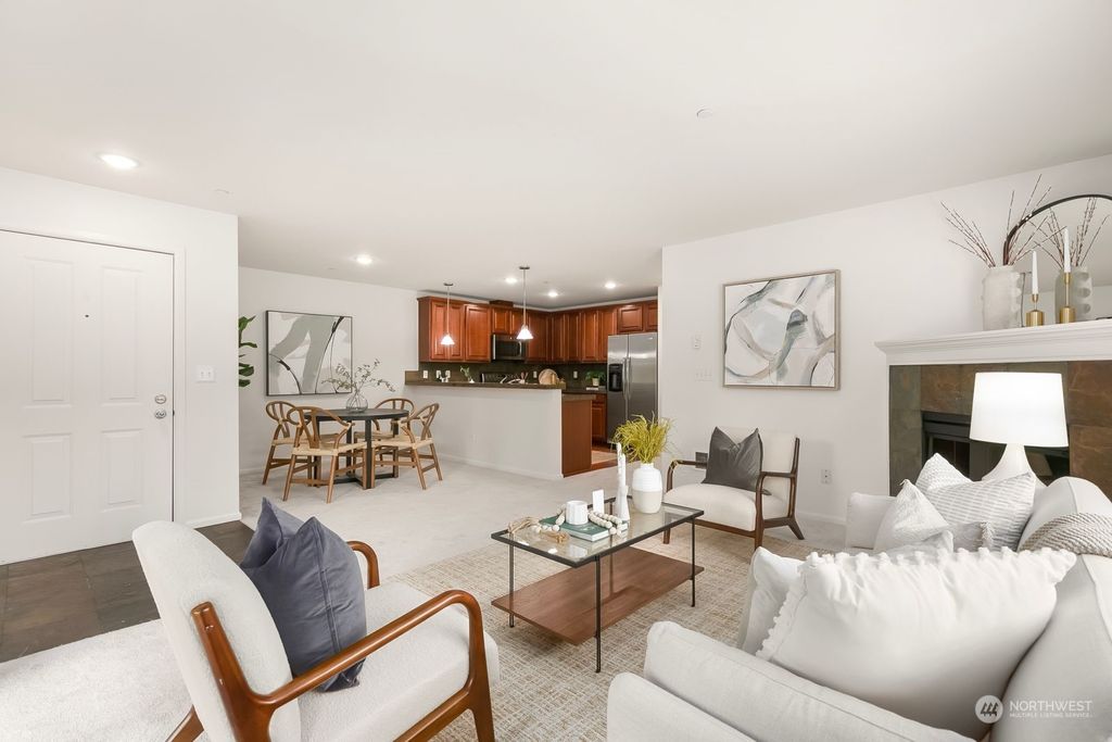 Photo of 11312 124th Avenue NE #302, Kirkland, WA 98033 (MLS # 2243526)