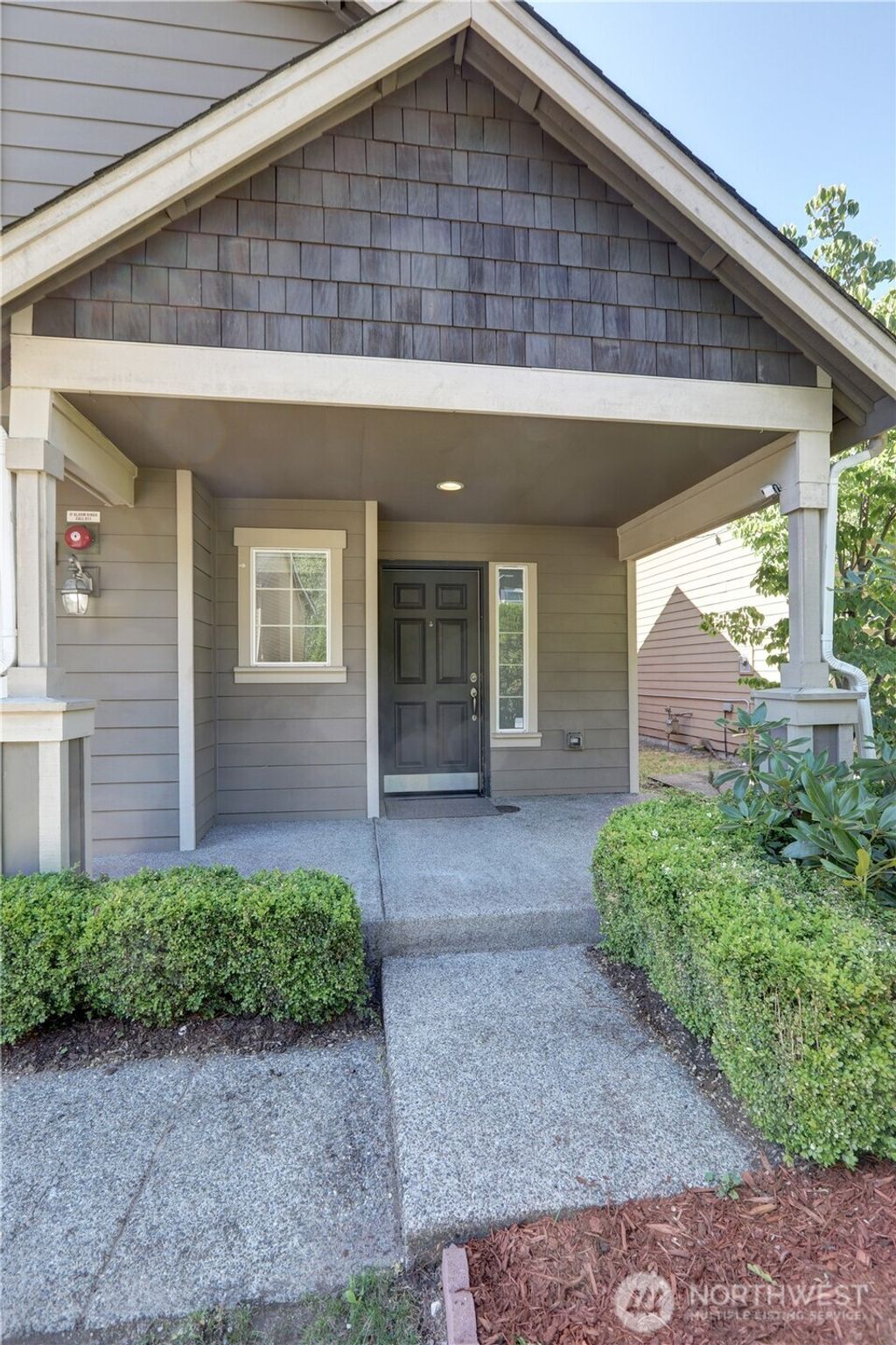Photo of 1516 120th Place SW, Everett, WA 98204 (MLS # 2419488)
