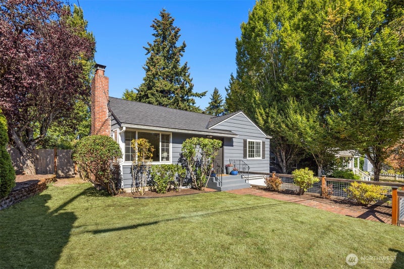 3504 NE 93rd Street