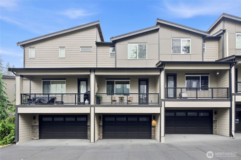 Photo of 1325 Seattle Hill Rd RD #E4, Bothell, WA 98012 (MLS # 2523652)