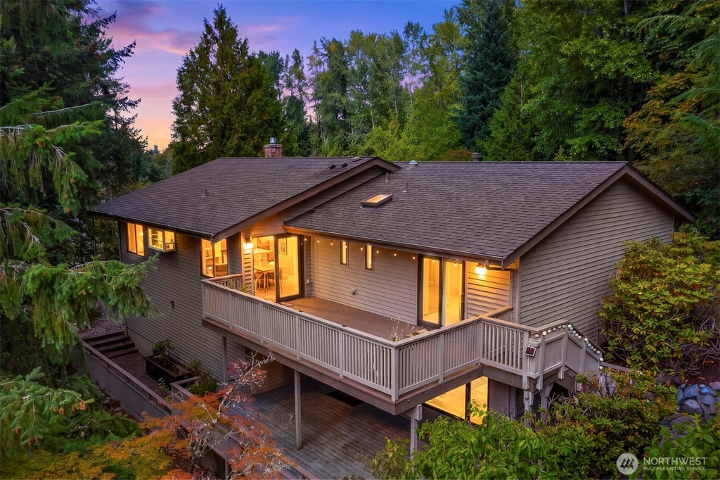 Photo of 13233 SE 51st Place, Bellevue, WA 98006 (MLS # 2567679)