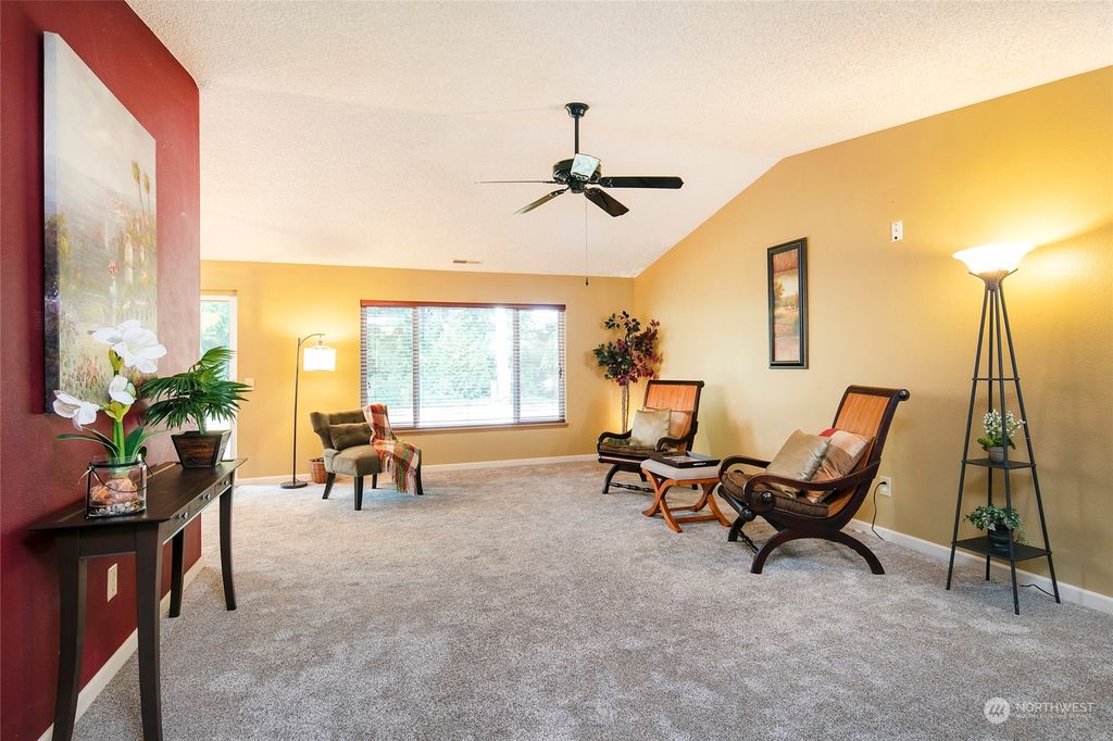 Photo of 14418 55th Avenue SE, Everett, WA 98208 (MLS # 1997836)