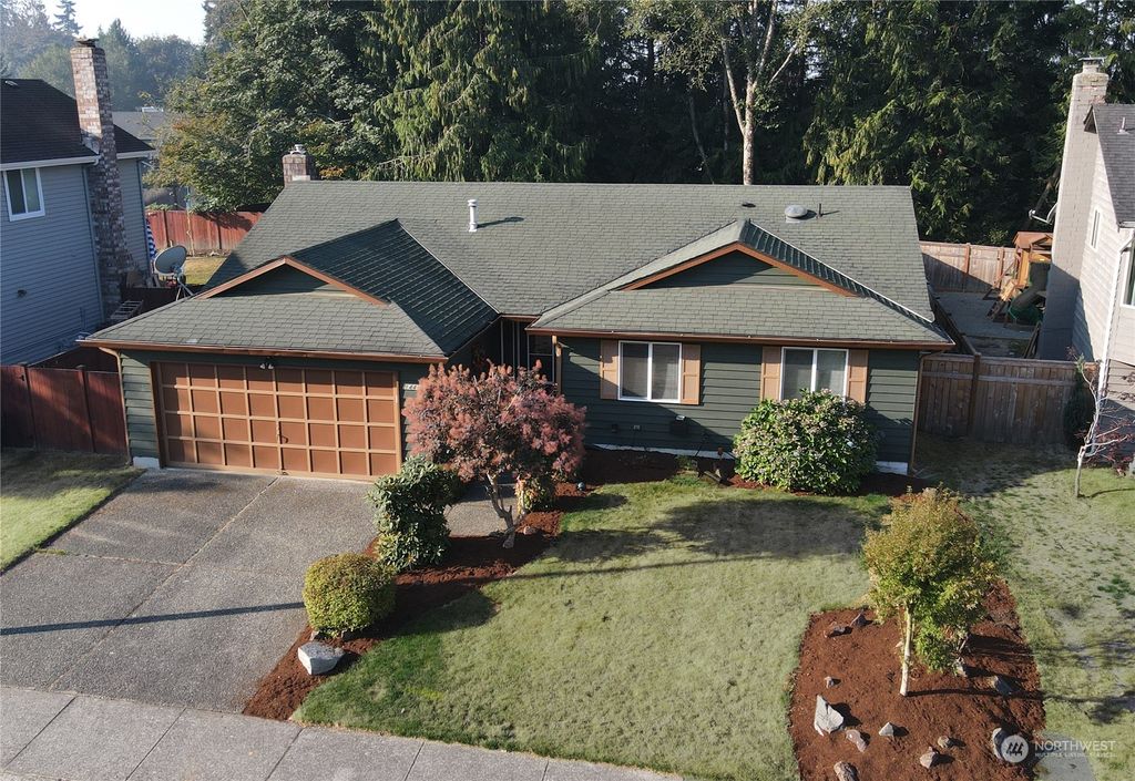 Photo of 14418 55th Avenue SE, Everett, WA 98208 (MLS # 1997836)