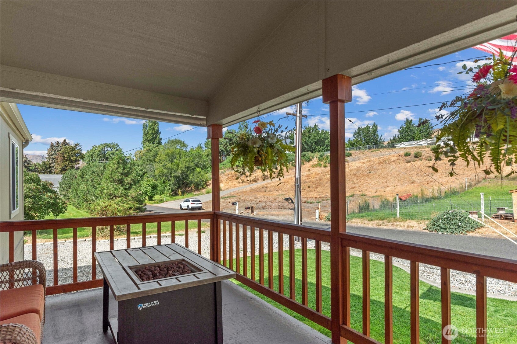 1707 Lower Monitor Road